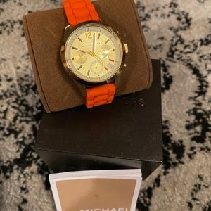 Michael Kors Silicone Band Ladies Watch NIB